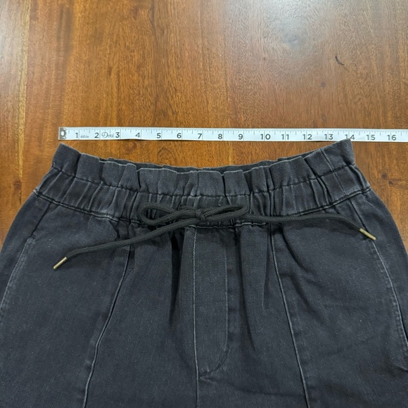 New! Pistola Cooper Salem Black Denim Paperbag Shorts Size Medium - Picture 8 of 8